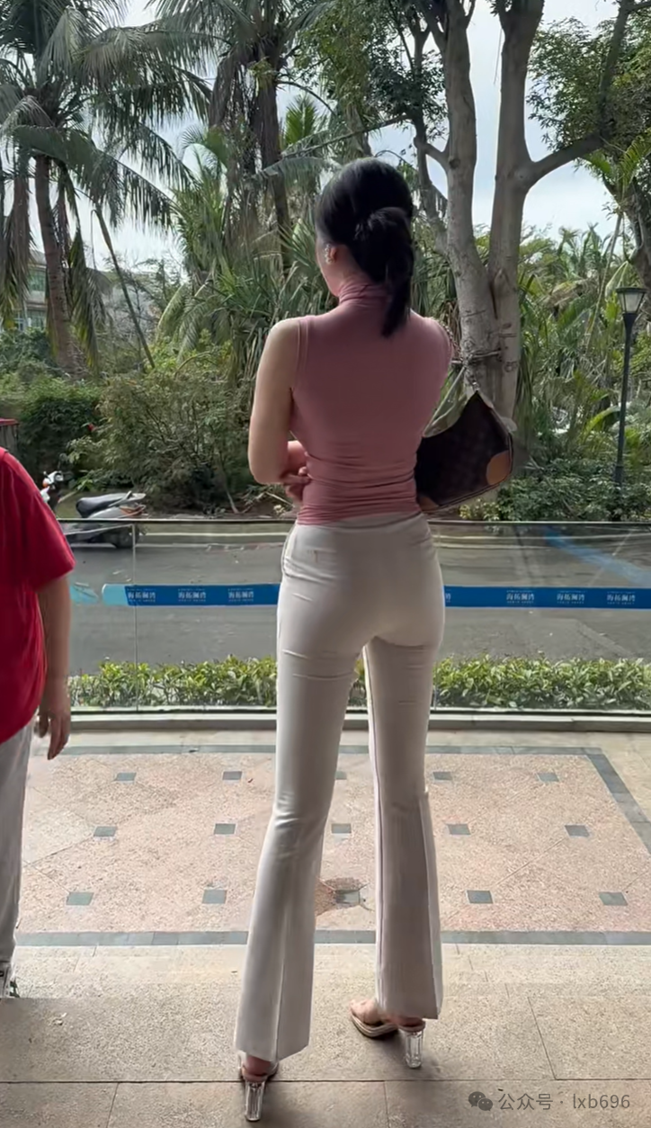 这是求爱失败了吧-51吃瓜网 - 吃瓜群众最爱的吃瓜网站
